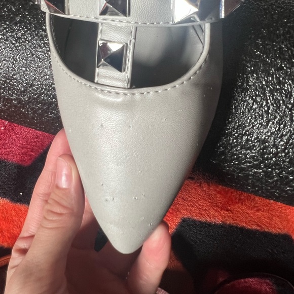 Grey pointed toe studded mules - Picture 3 of 4